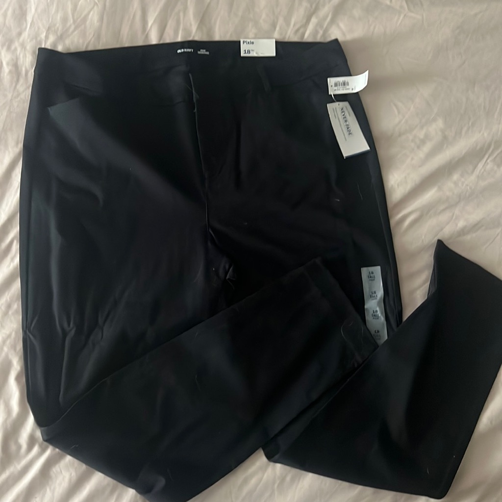 Black Pixie Pant Nwt
